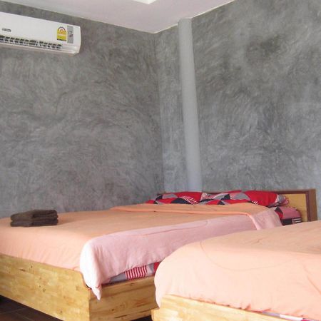Charung Beach Haad Rin Zewnętrze zdjęcie