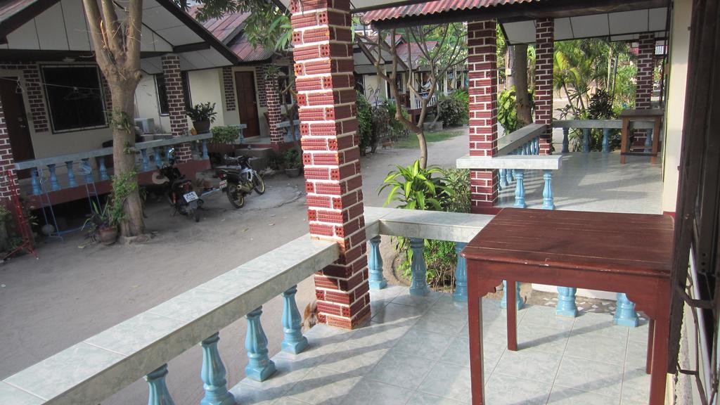 Charung Beach Haad Rin Zewnętrze zdjęcie