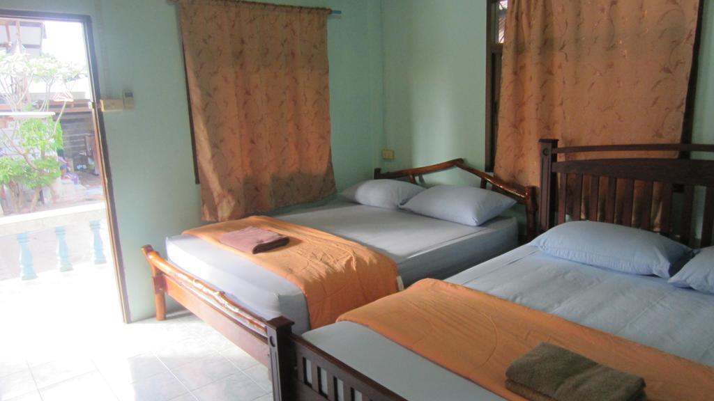 Charung Beach Haad Rin Zewnętrze zdjęcie