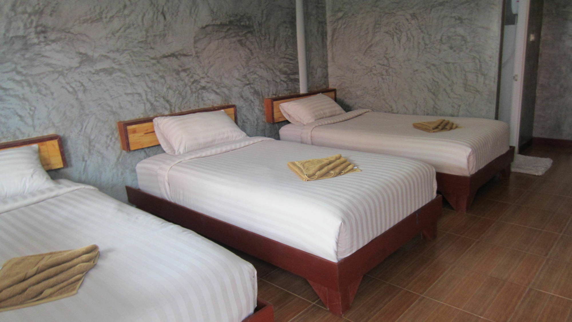 Charung Beach Haad Rin Zewnętrze zdjęcie