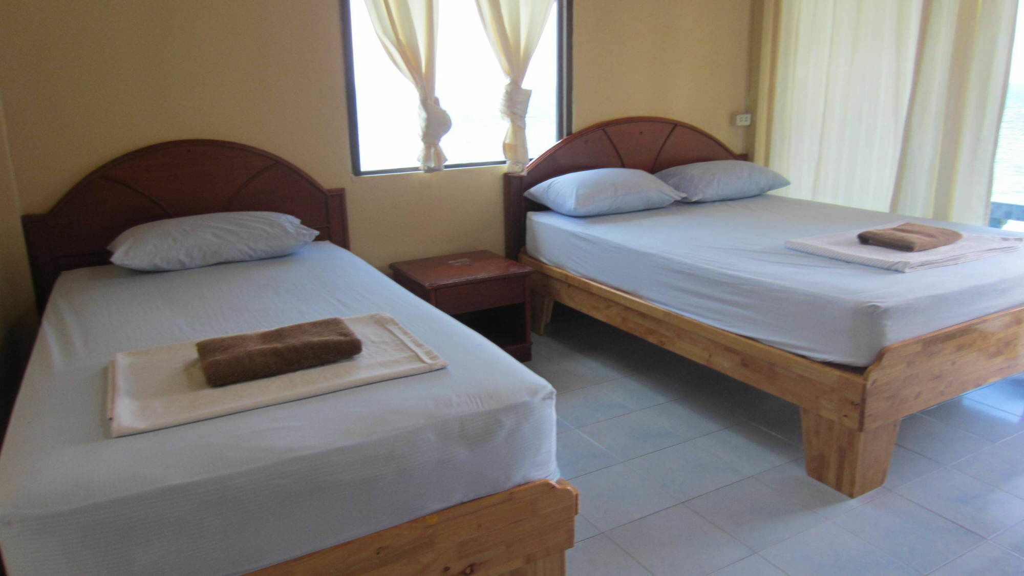 Charung Beach Haad Rin Zewnętrze zdjęcie